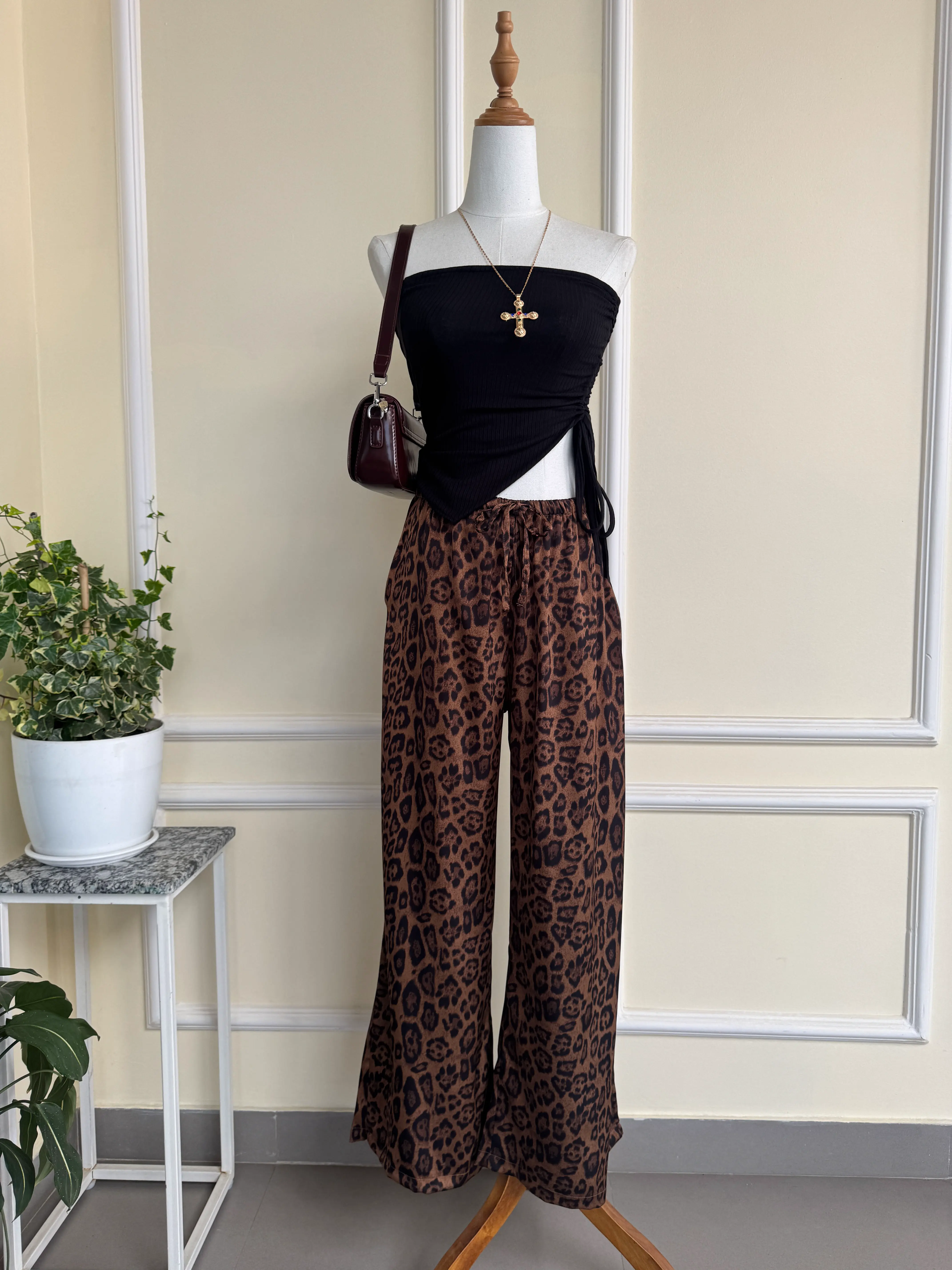 BMK110-81 Low Waist Leo Palajjo