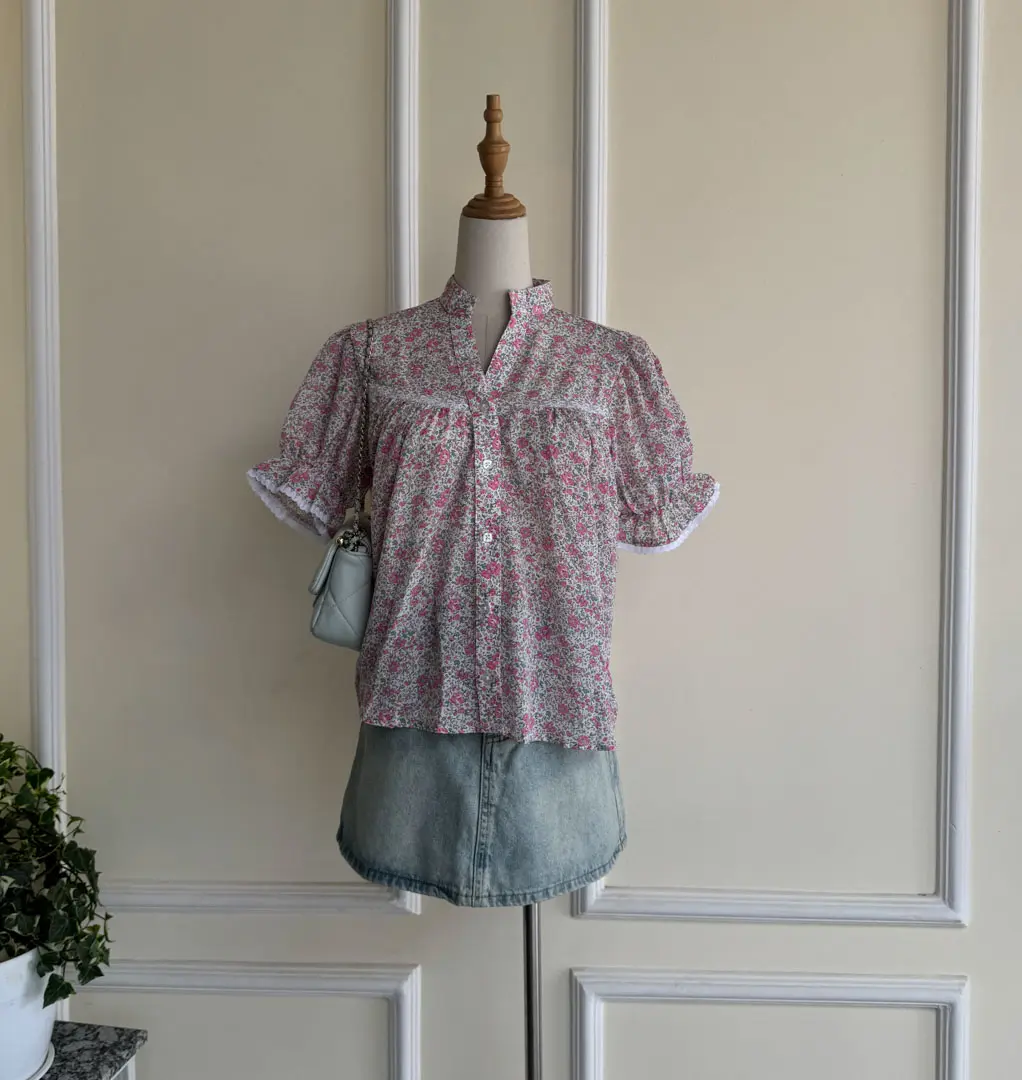 HB SS25-132 LACEY FLORAL TOP