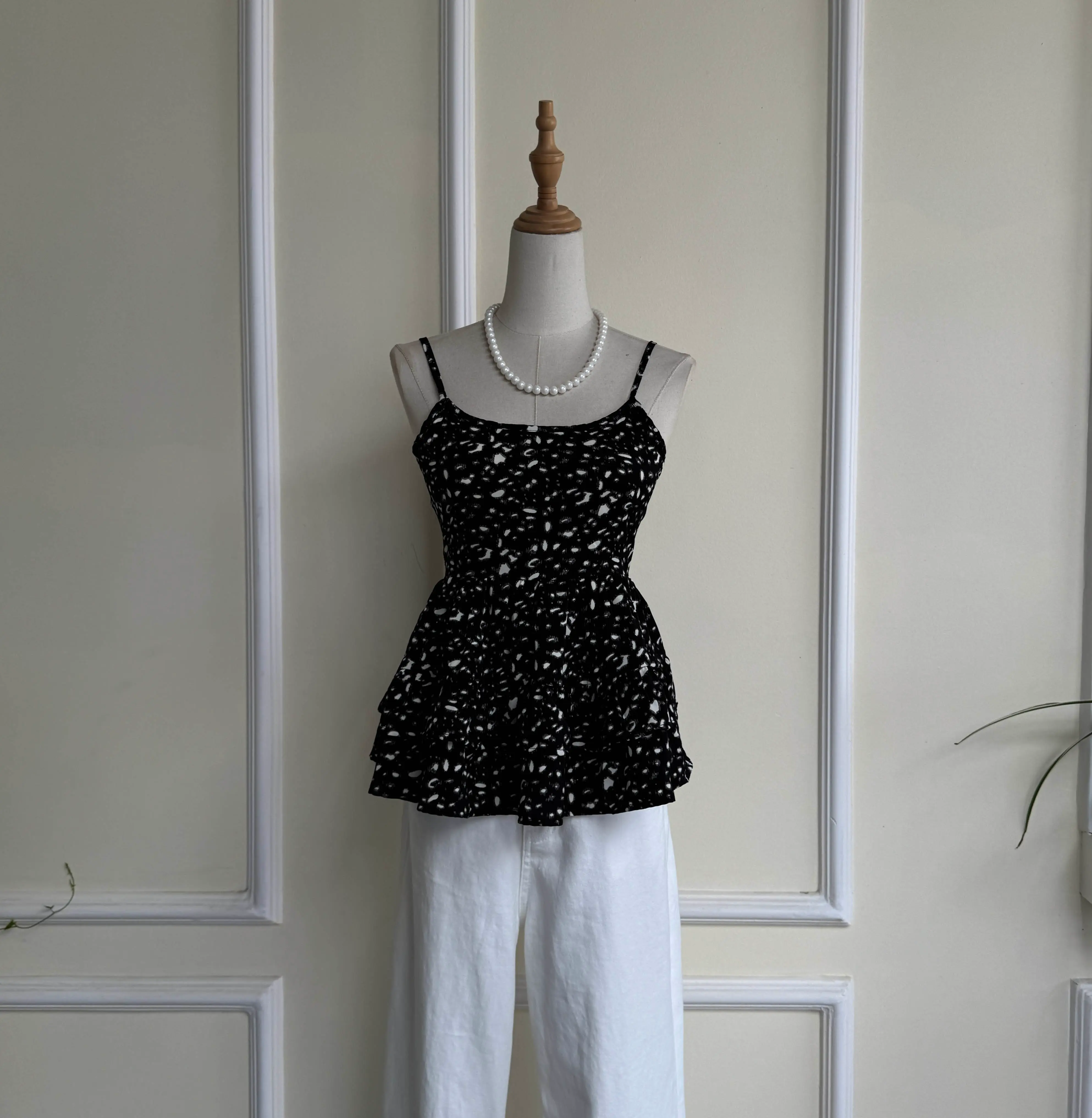 HB SS25-179 PRINTED TIERED RUFFLE TOP