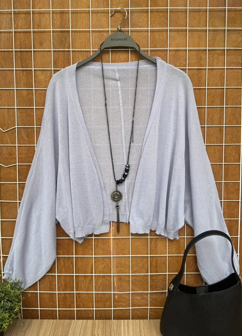 813 CROP OUTER