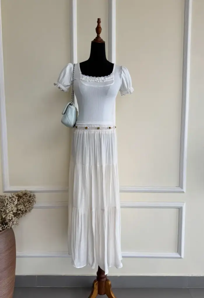 8057 SKIRT