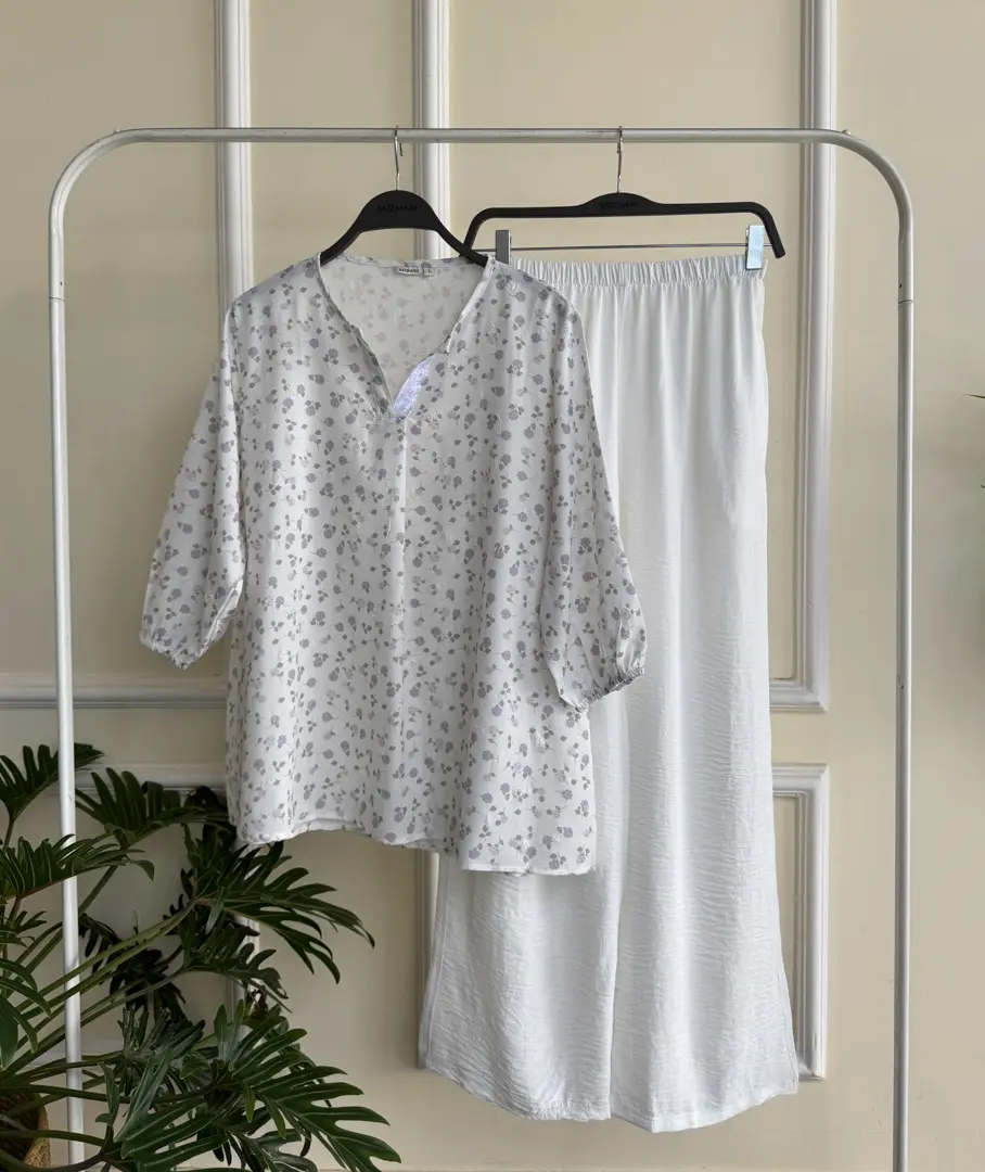 HB SS25-285 ROSETTE TOP