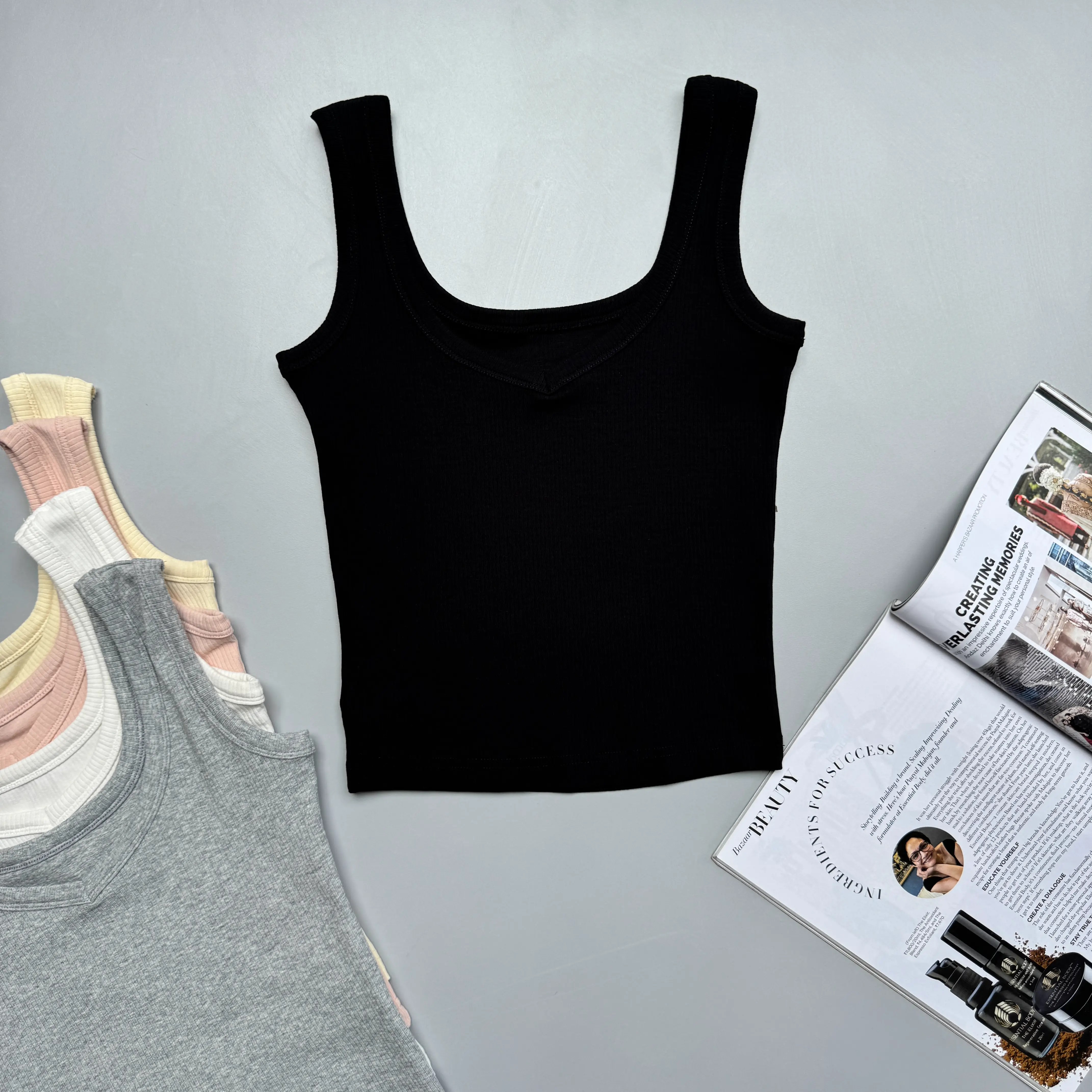 BMO SS25-51 V NECK TANK TOP