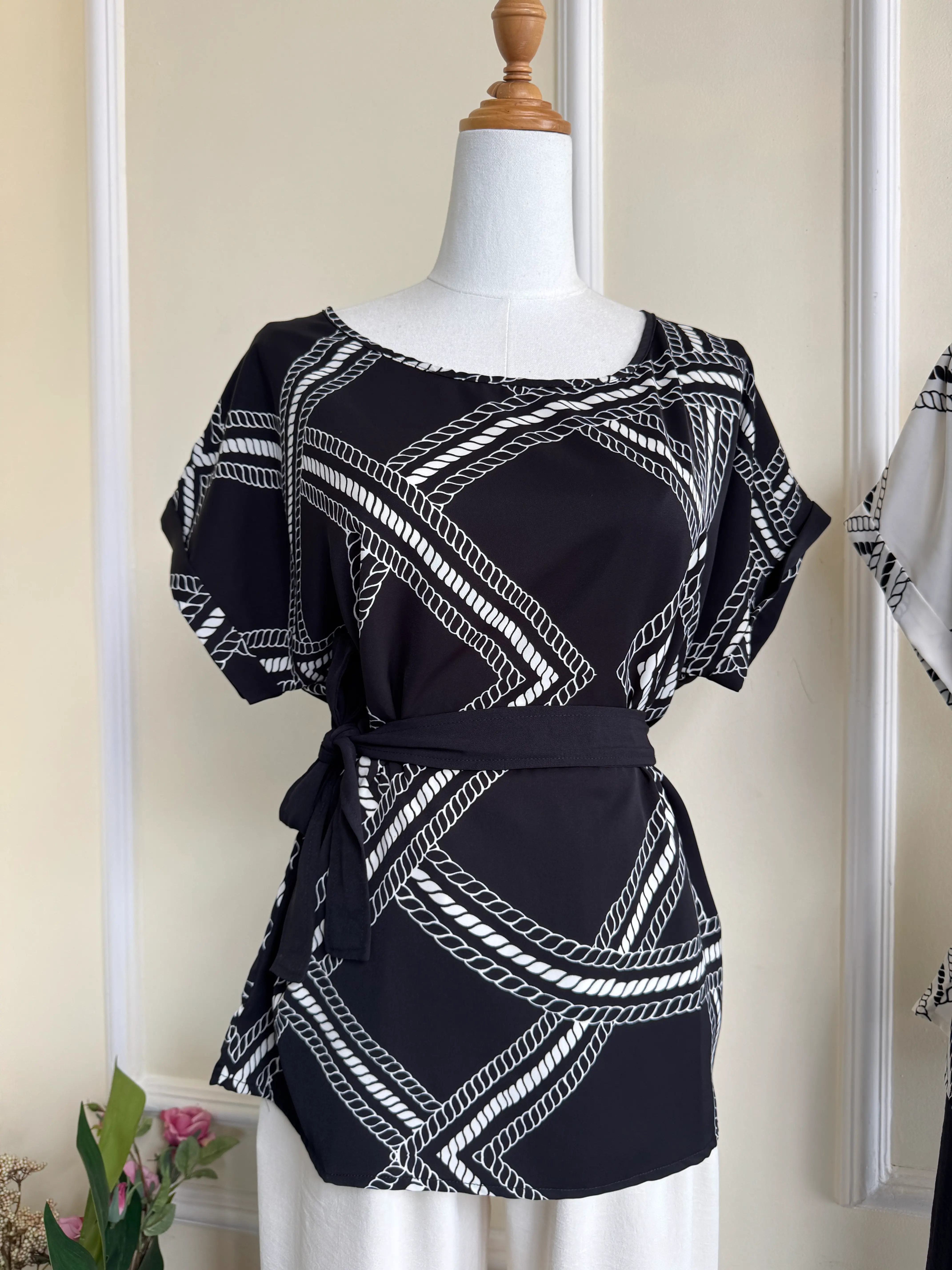 HB SS25-328 WAIST TIE TOP