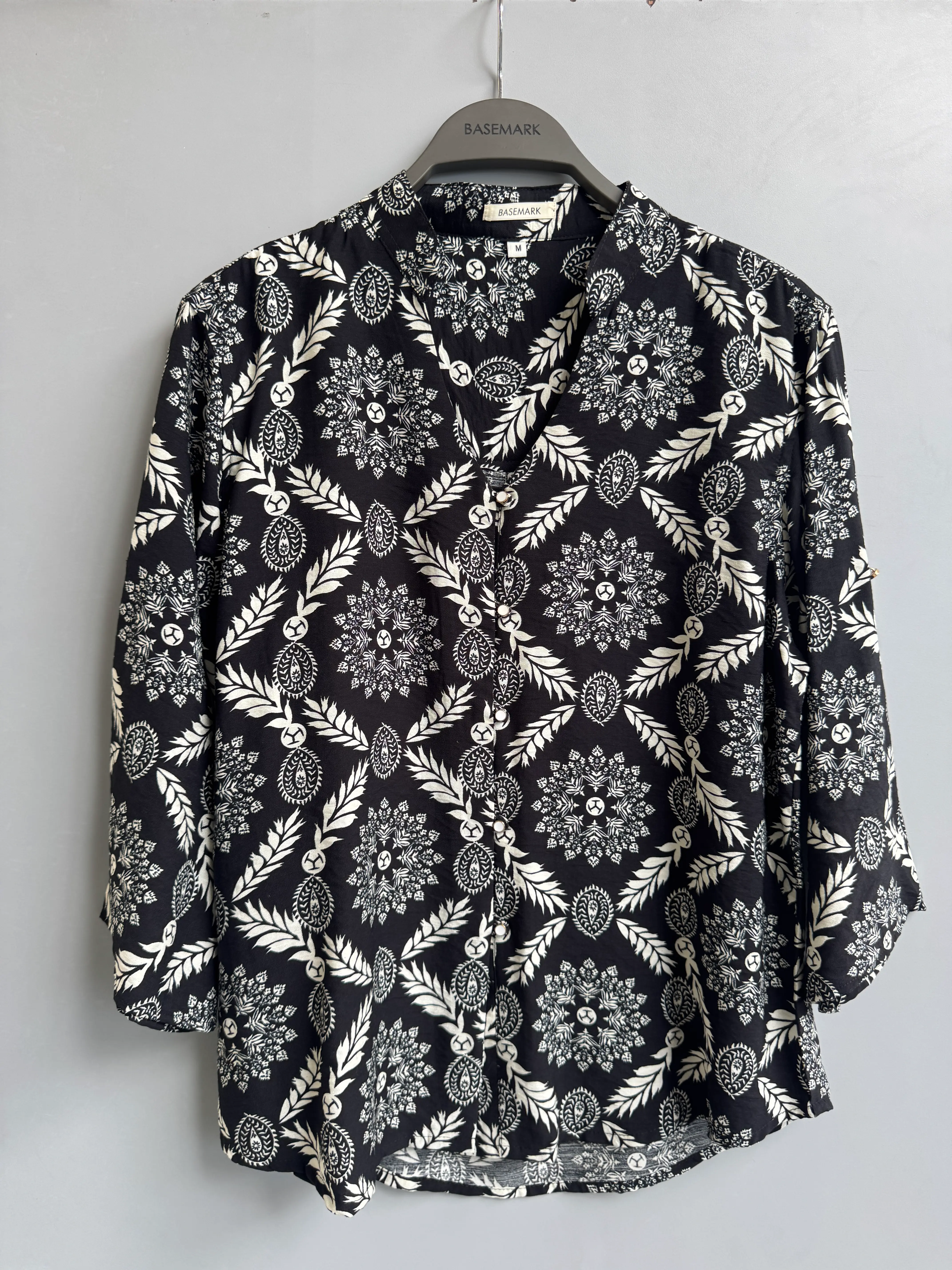 HB SS25-339 MOTIF HEMP BLOUSE