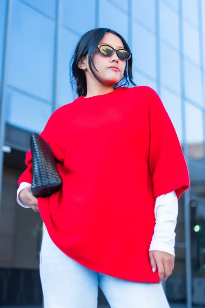 993 LADIES SWEATER