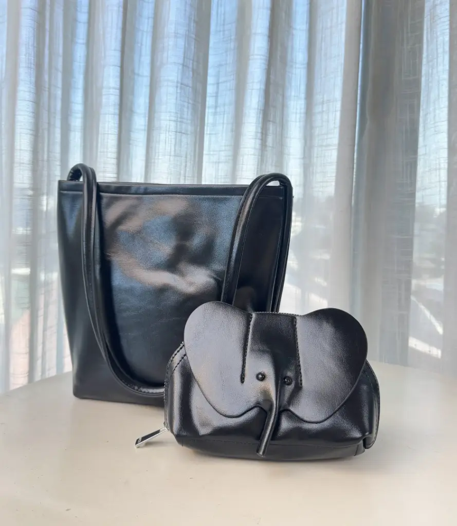 3.49107 TF58058 HAND BAG (BLACK)