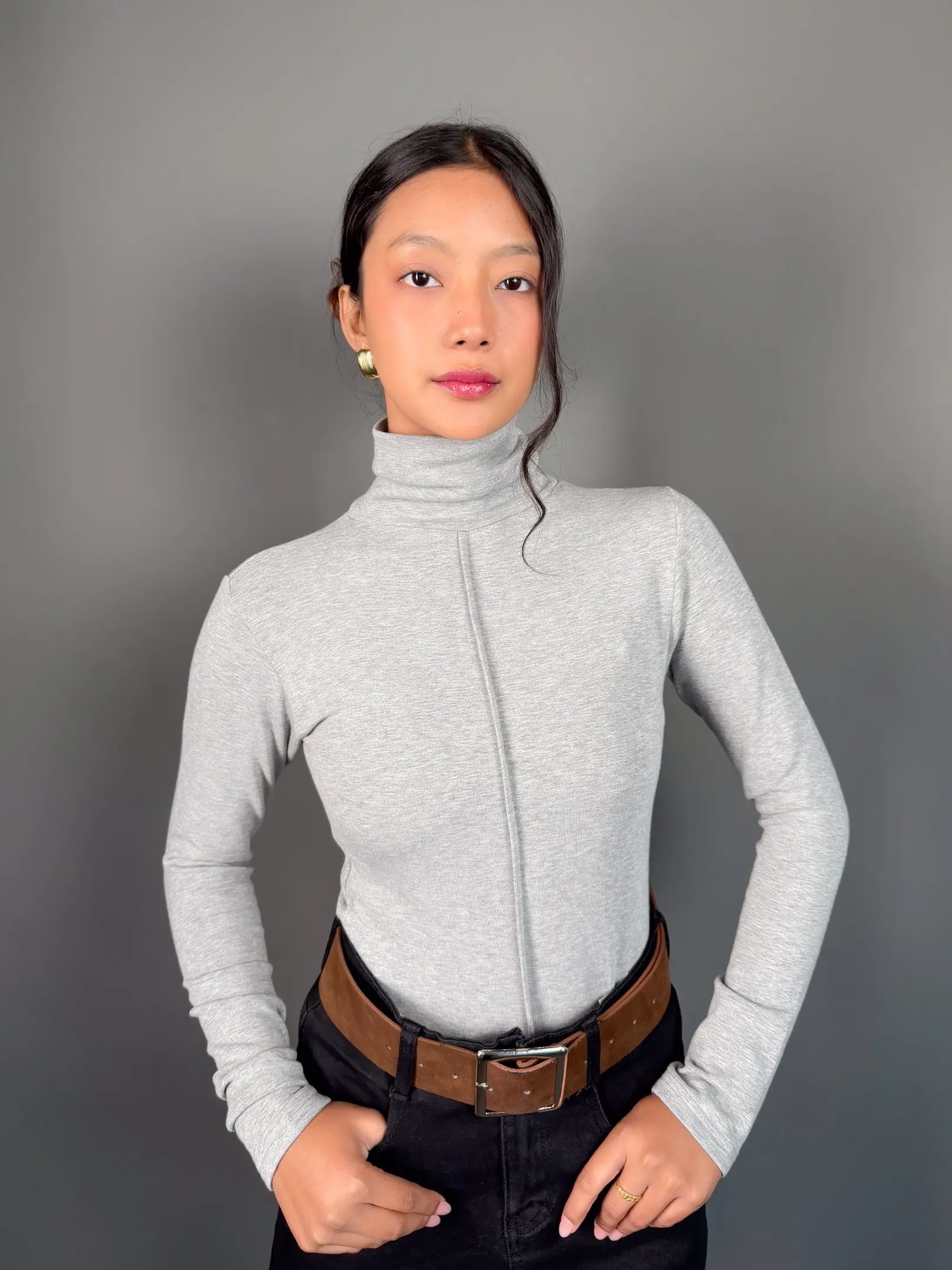 HB AW25-63 PLEATED HIGHNECK