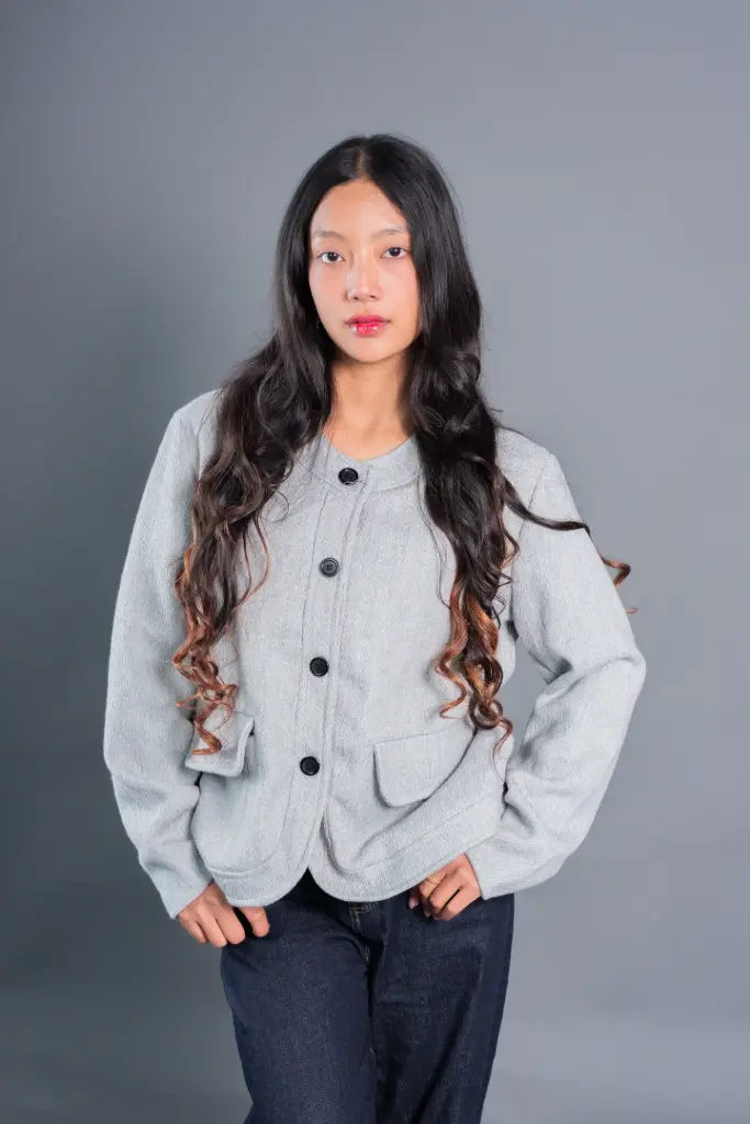 3.52778 HB AW25-60 TEXTURED SHORT COAT (GREY, M)