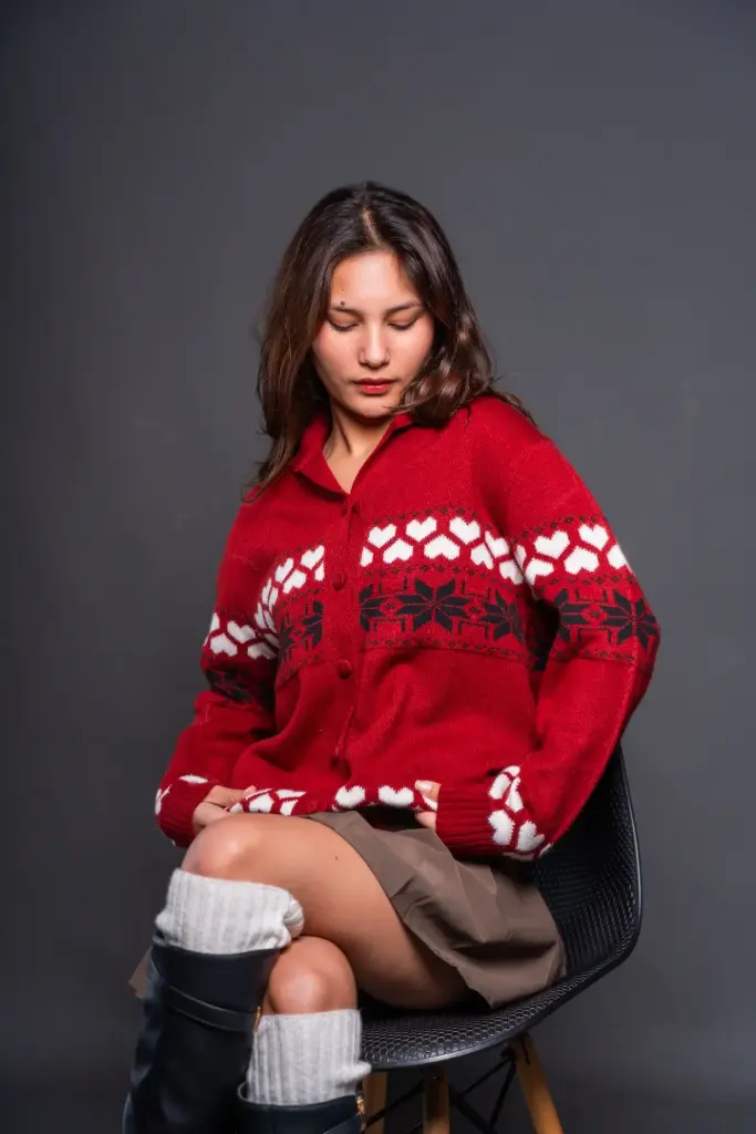 3.56885 610 LADIES SWEATER (RED)