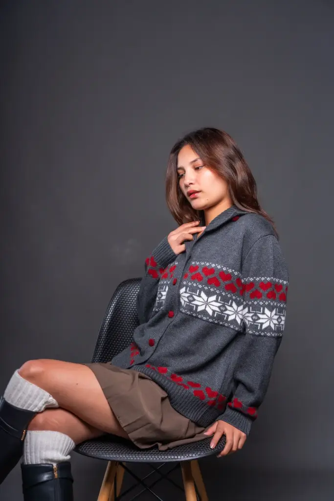 610 LADIES SWEATER