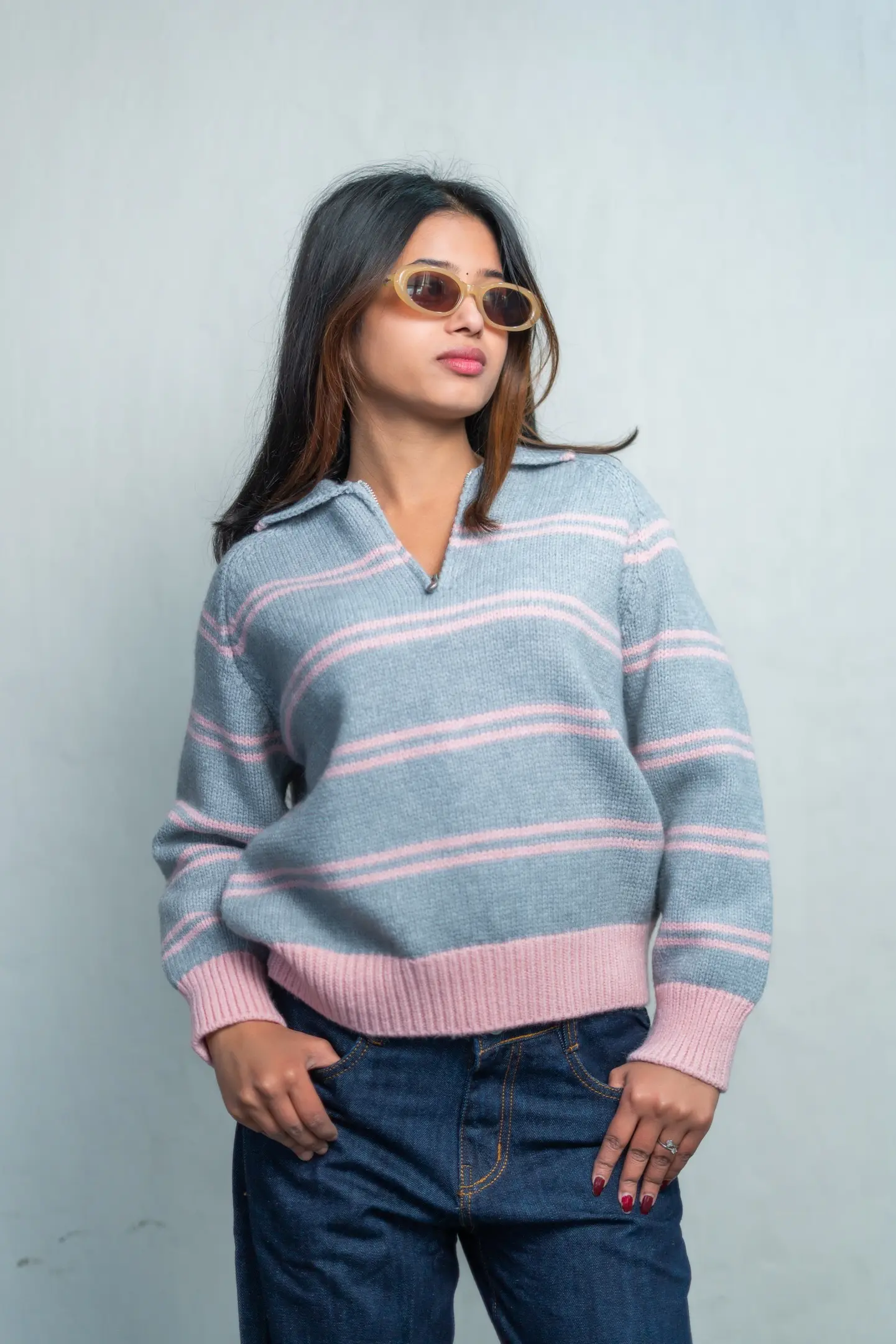 EL04 LADIES SWEATER