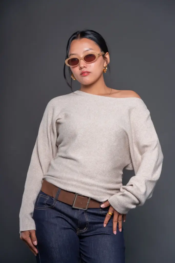 182 LADIES SWEATER
