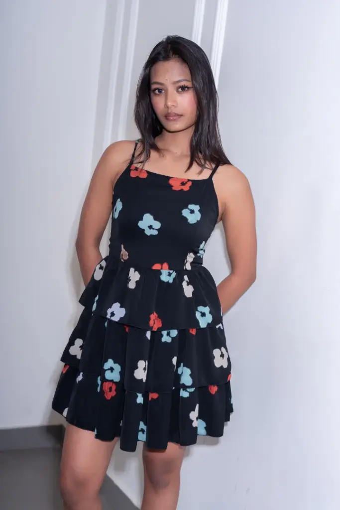 3.61254 HB SS26-53 RUFFLE TIERED DRESS (BLACK, S)