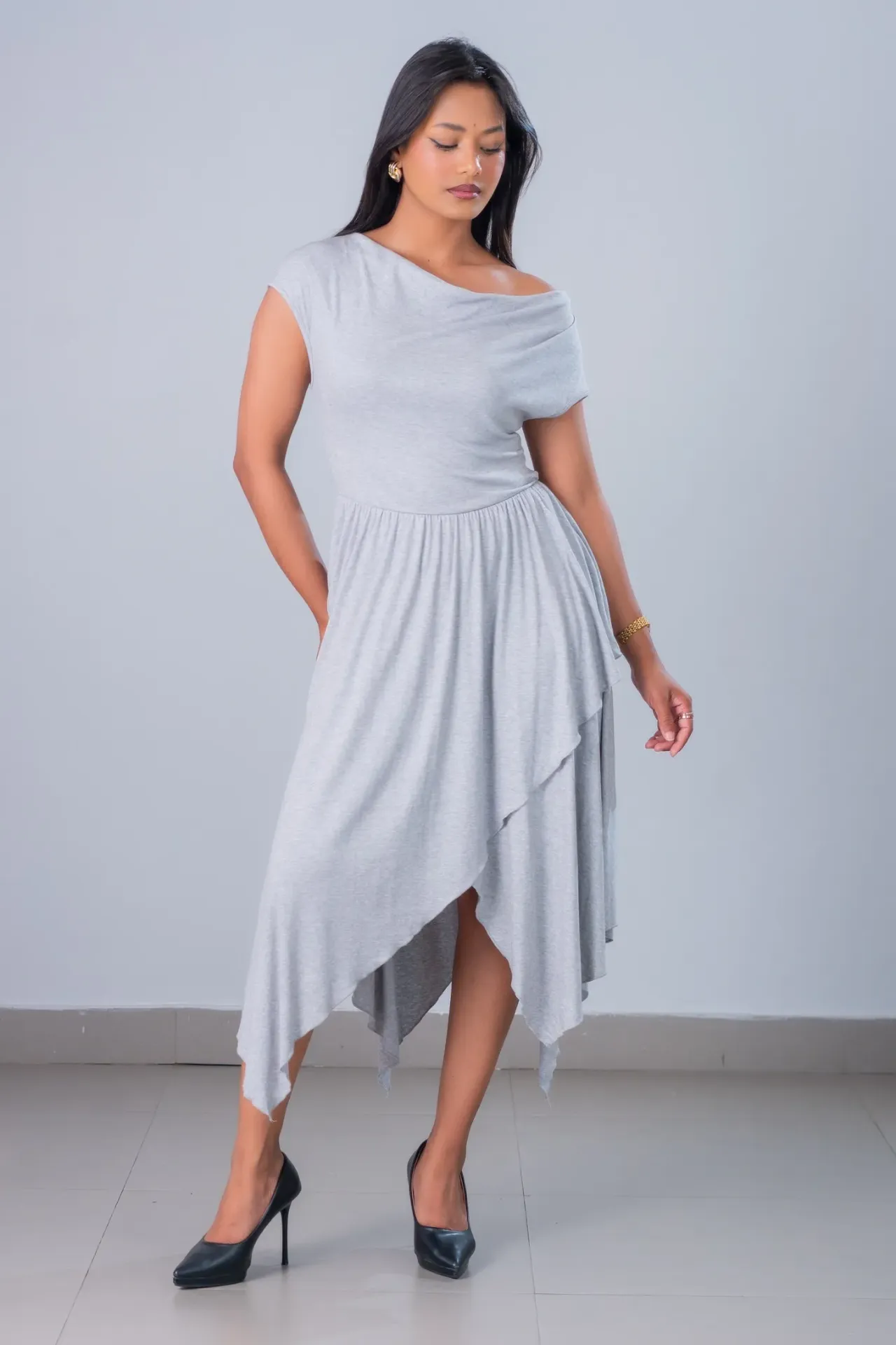 3.94359 8588 ONEPIECE (GREY)