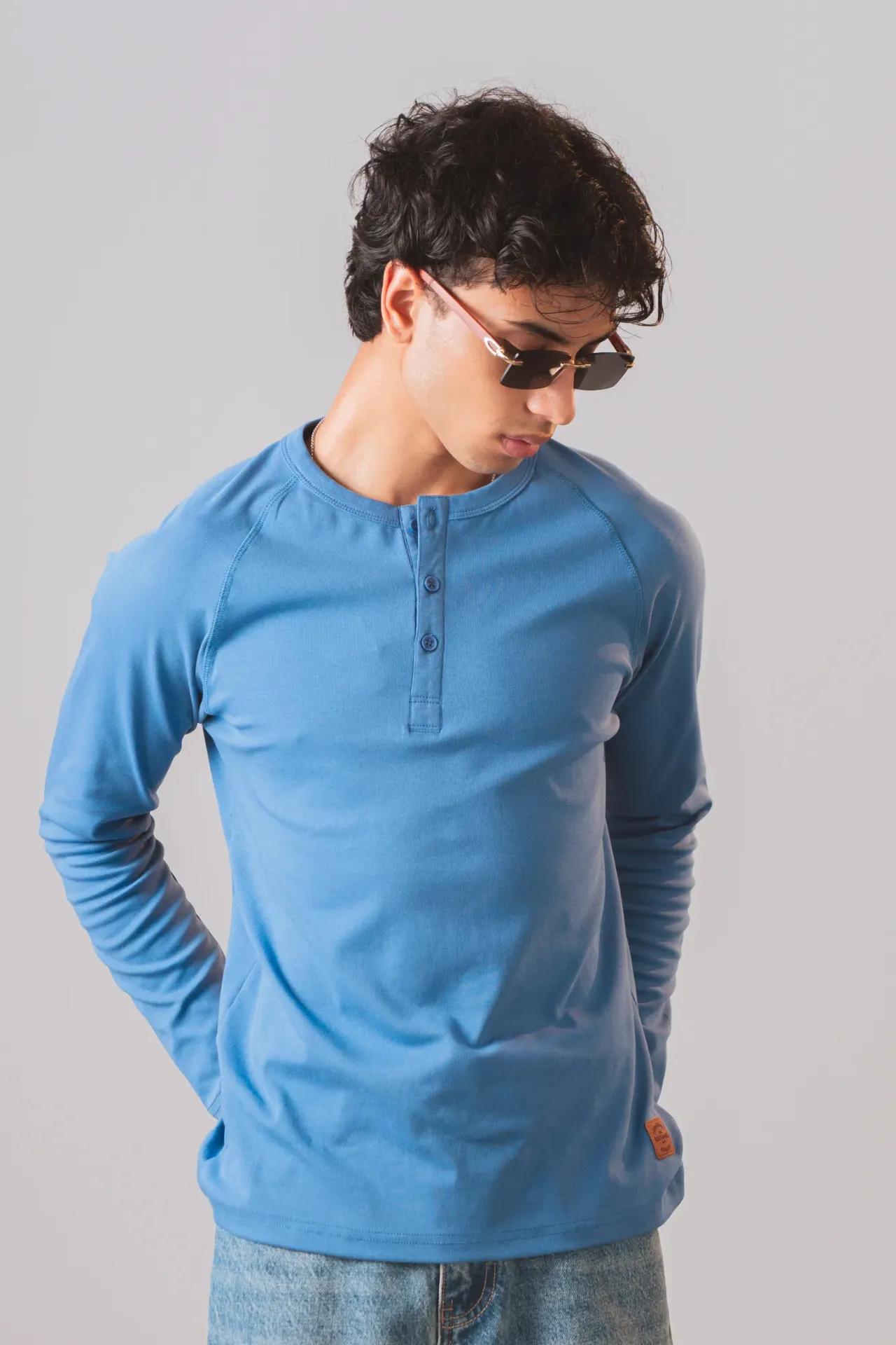 3.96381 BMMO SS26-18 RARA HENLEY TEE (BLUE, S)