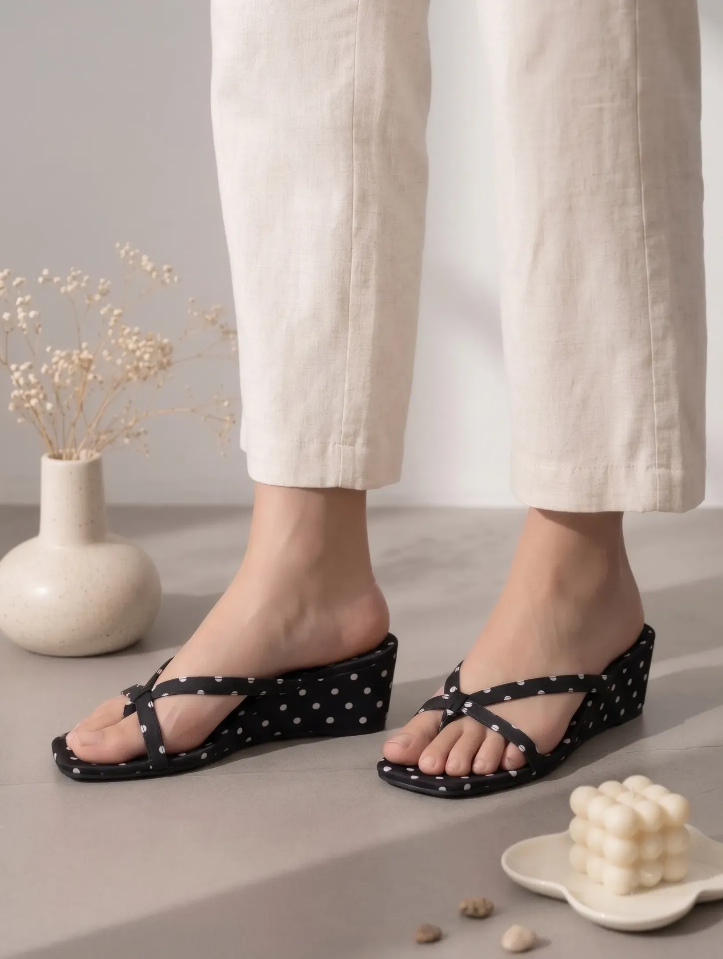 3.97579 A019 LADIES SLIPPER (BLACK, 36)