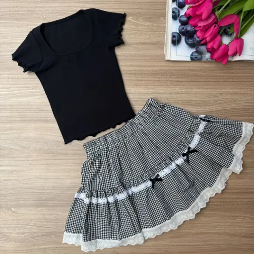 BMO SS25-27 CROPPED TEE