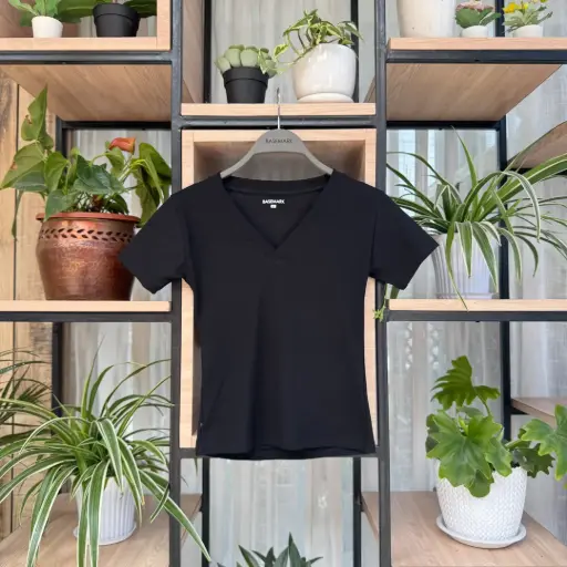 HB SS25-189 V NECK TEE