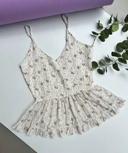 HB SS25-243 RUFFLE TRIM TOPS