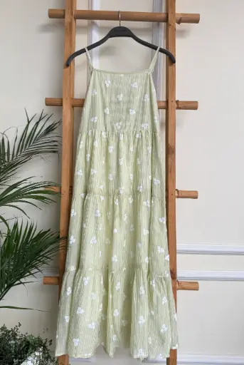 HB SS25-359 EMBROIDERY FLOWER A LINE DRESS