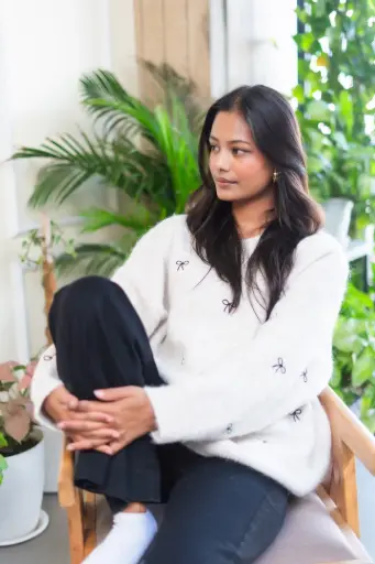 24133 LADIES SWEATER