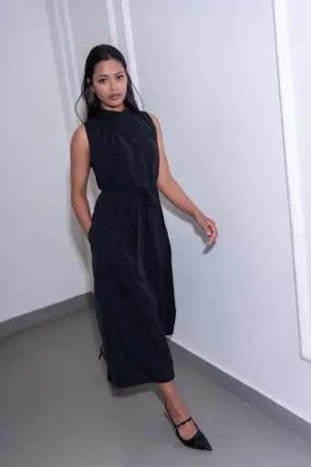 HB SS26-21 SLEEVELESS PLEATED DRESS